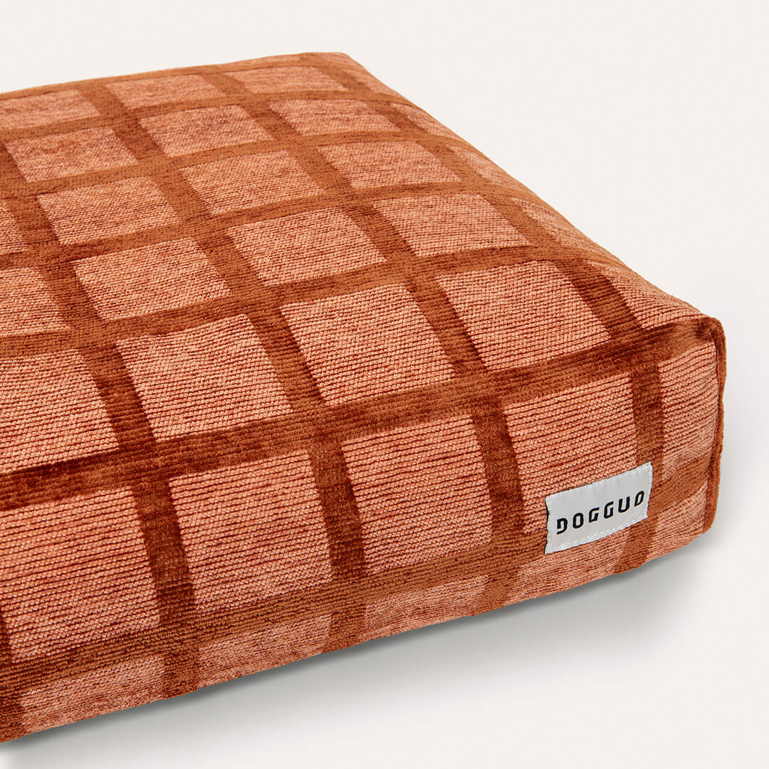 DOGGUO - Check hondenmand - Mokka/Bruin