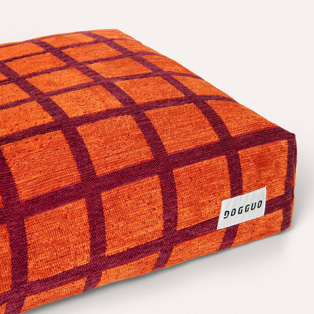 DOGGUO - Check hondenmand - Oranje/Bordeaux