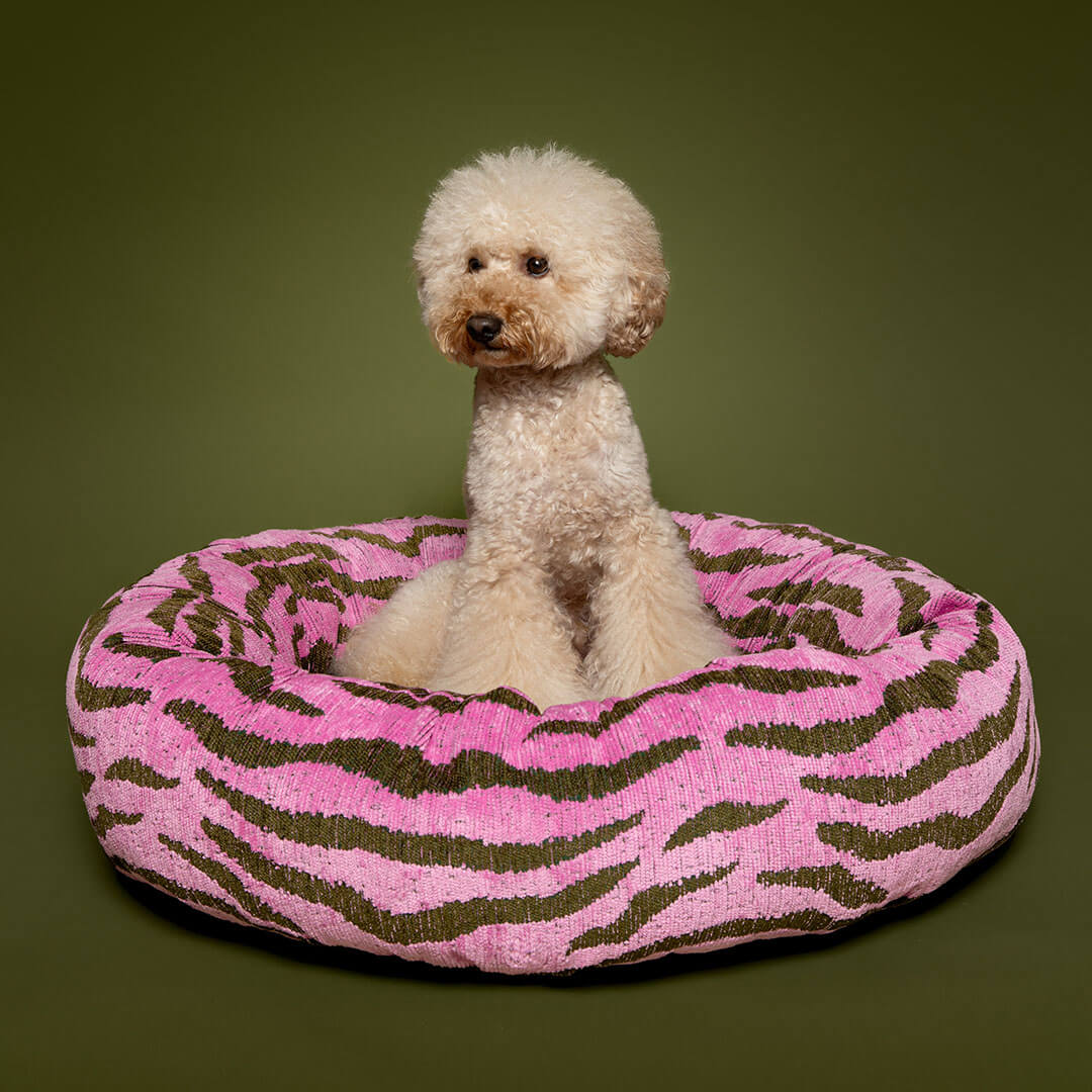 DOGGUO - Zebra Round Dog Bed - Pink / Green