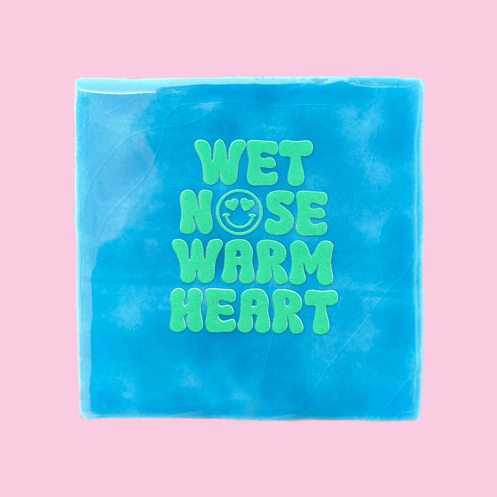 Neusje van Geusje - Quote Tegel - Wet nose warm heart - 10x10 cm